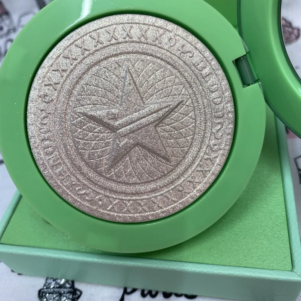 Jeffree Star Extreme Frost Highlighting Powder STRIPPER MAGIC DISCONTINUED